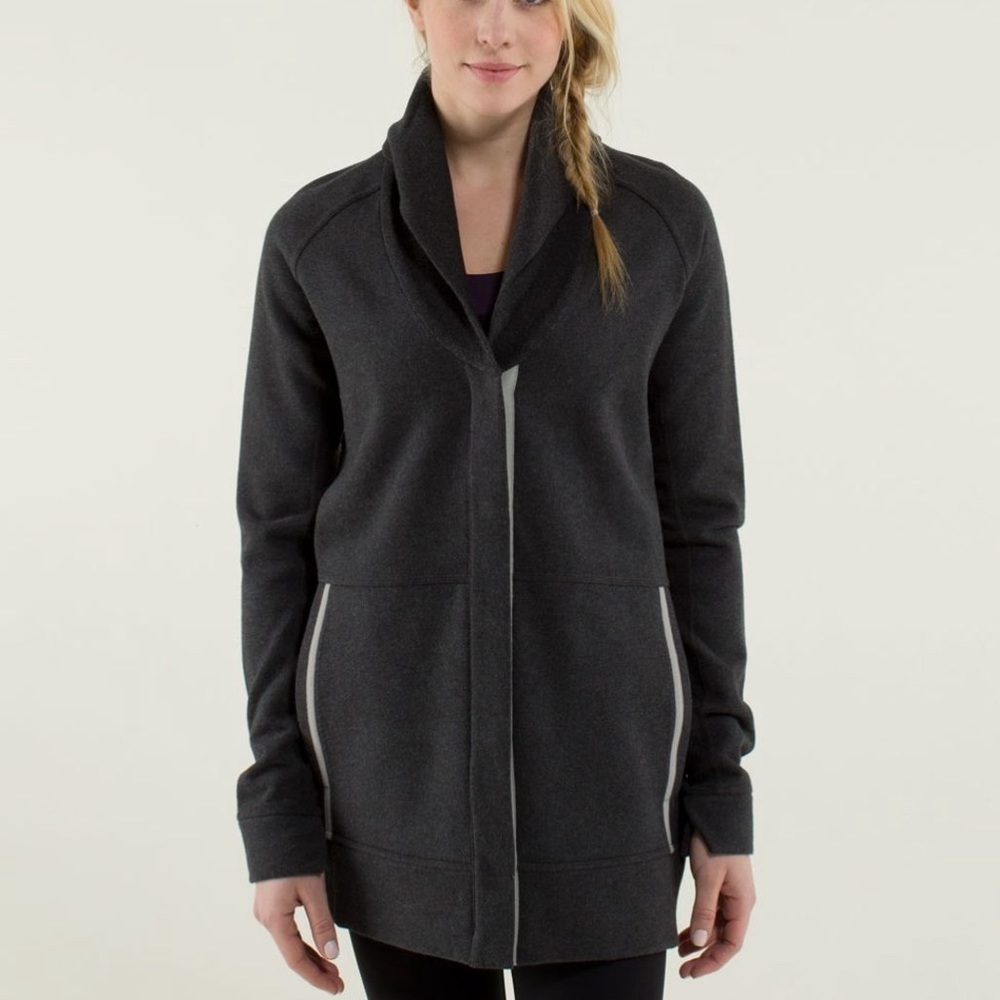 Lululemon Yin To My Yang Cardi Heathered Black / Soot Light Size 2 - Picture 15 of 15